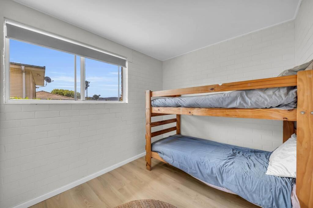 Apartment Marine Court - Unit 6